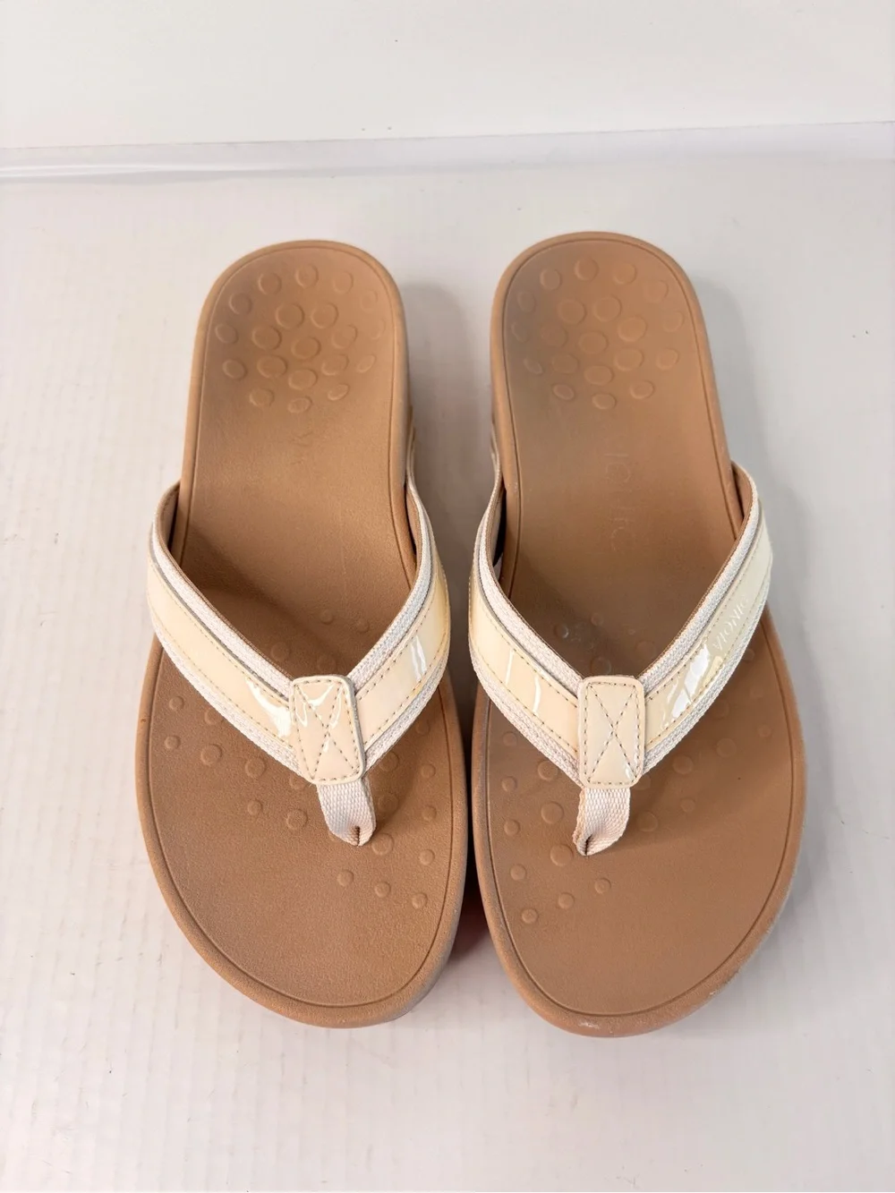 Vionic High Tide Platform Sandals Sz 9 Thong Flip Flop Orthotic Comfort Footbed